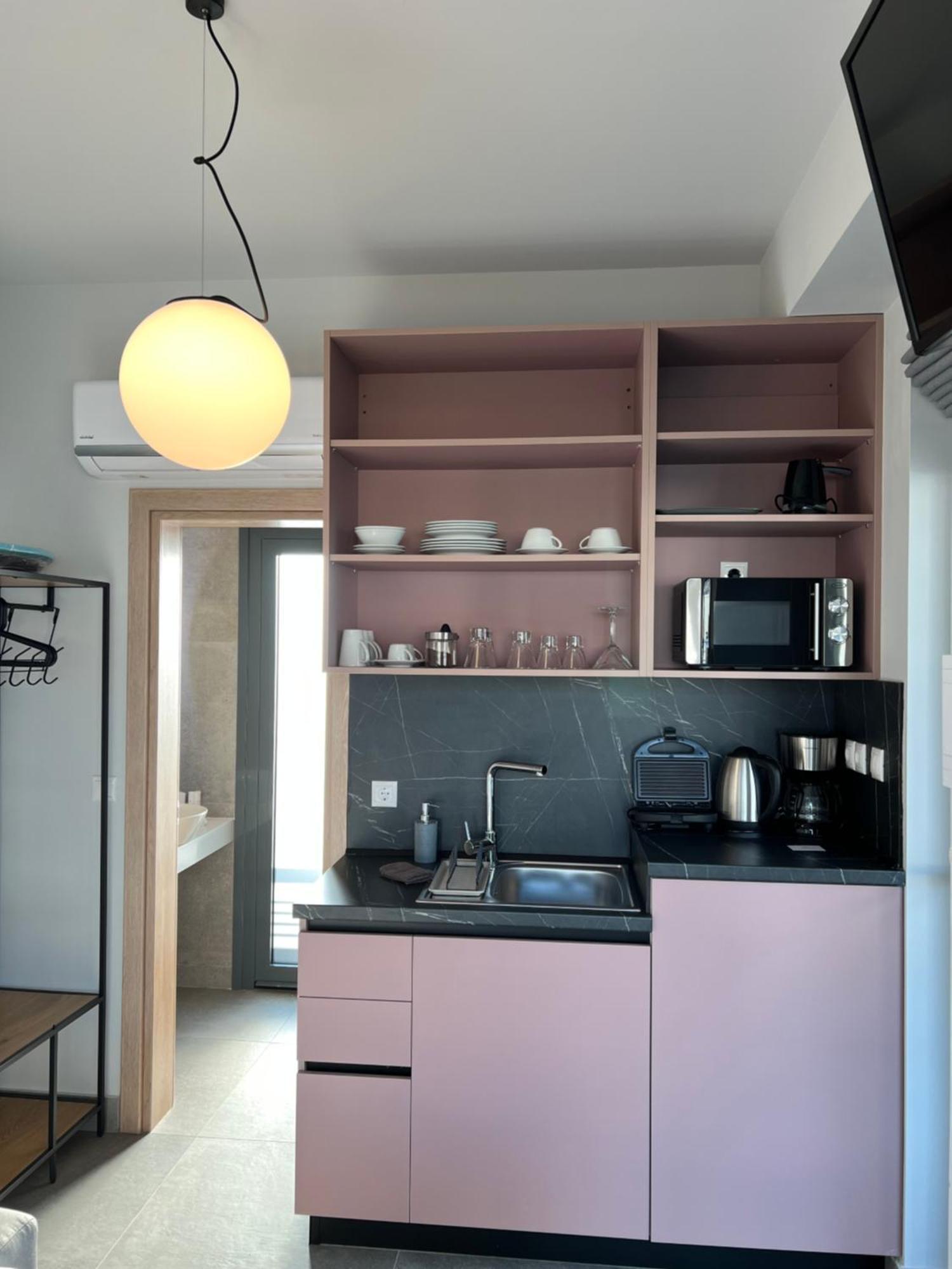 Aeson Premium Living Aparthotel Volos Bagian luar foto