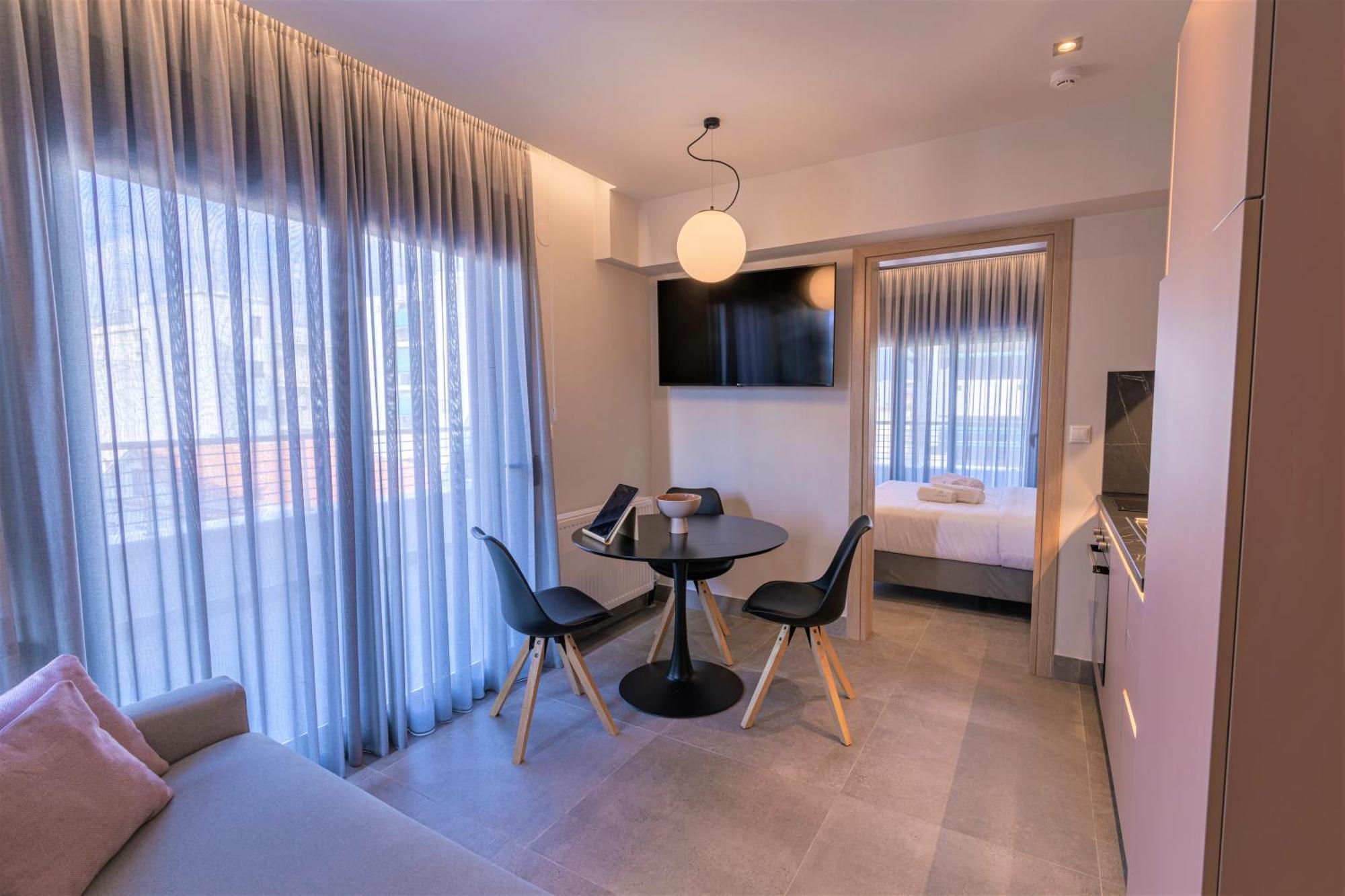 Aeson Premium Living Aparthotel Volos Bagian luar foto