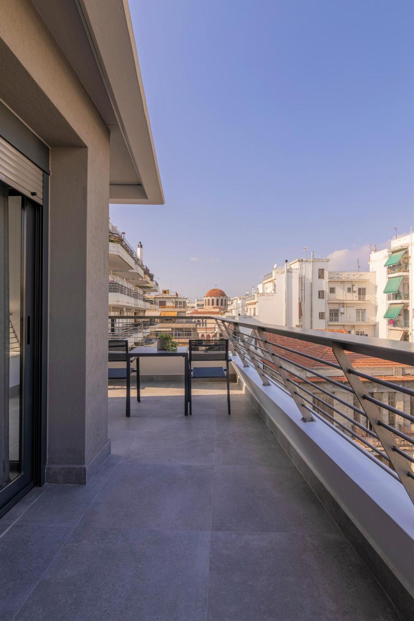 Aeson Premium Living Aparthotel Volos Bagian luar foto