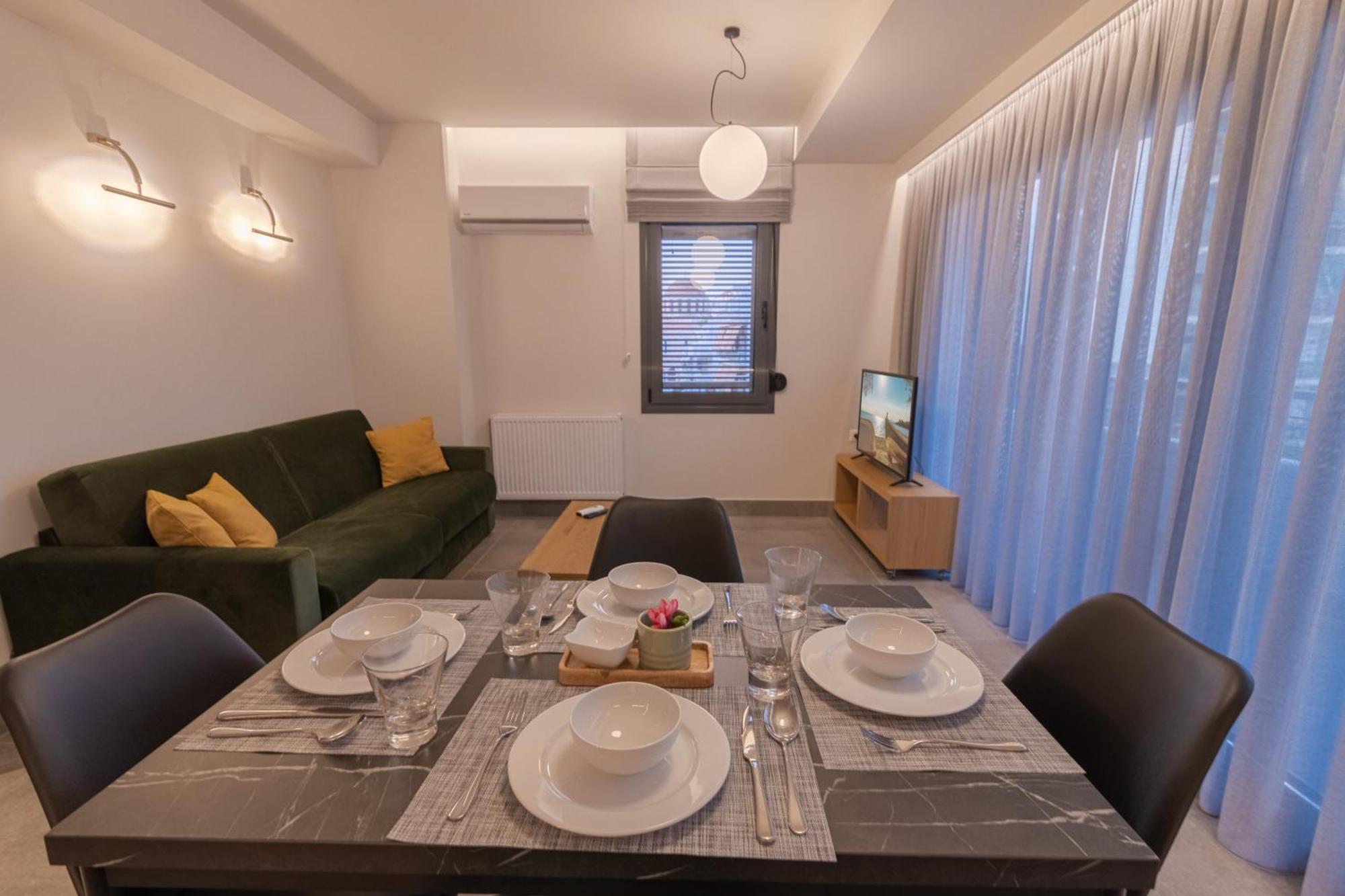 Aeson Premium Living Aparthotel Volos Bagian luar foto