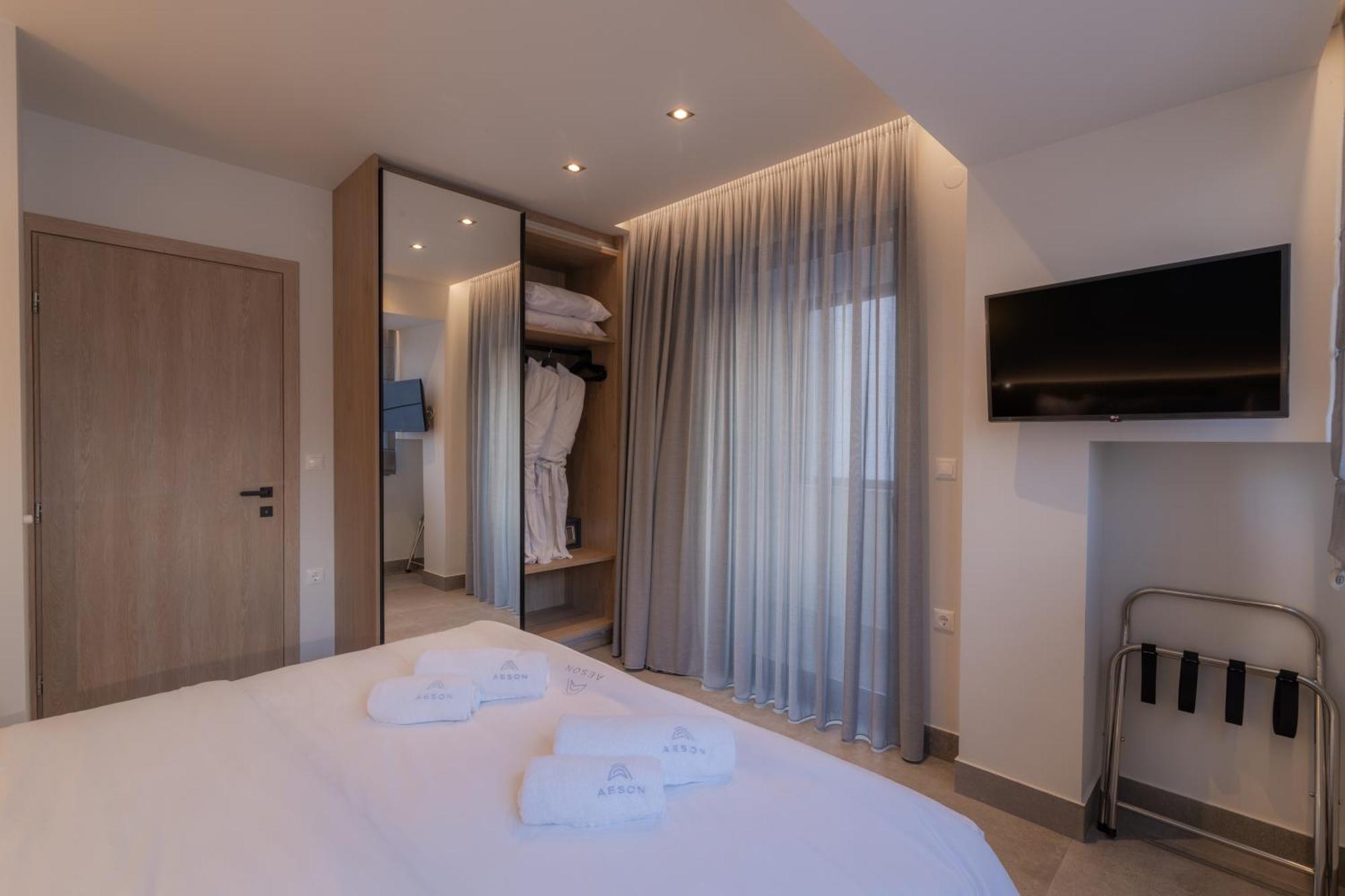 Aeson Premium Living Aparthotel Volos Bagian luar foto